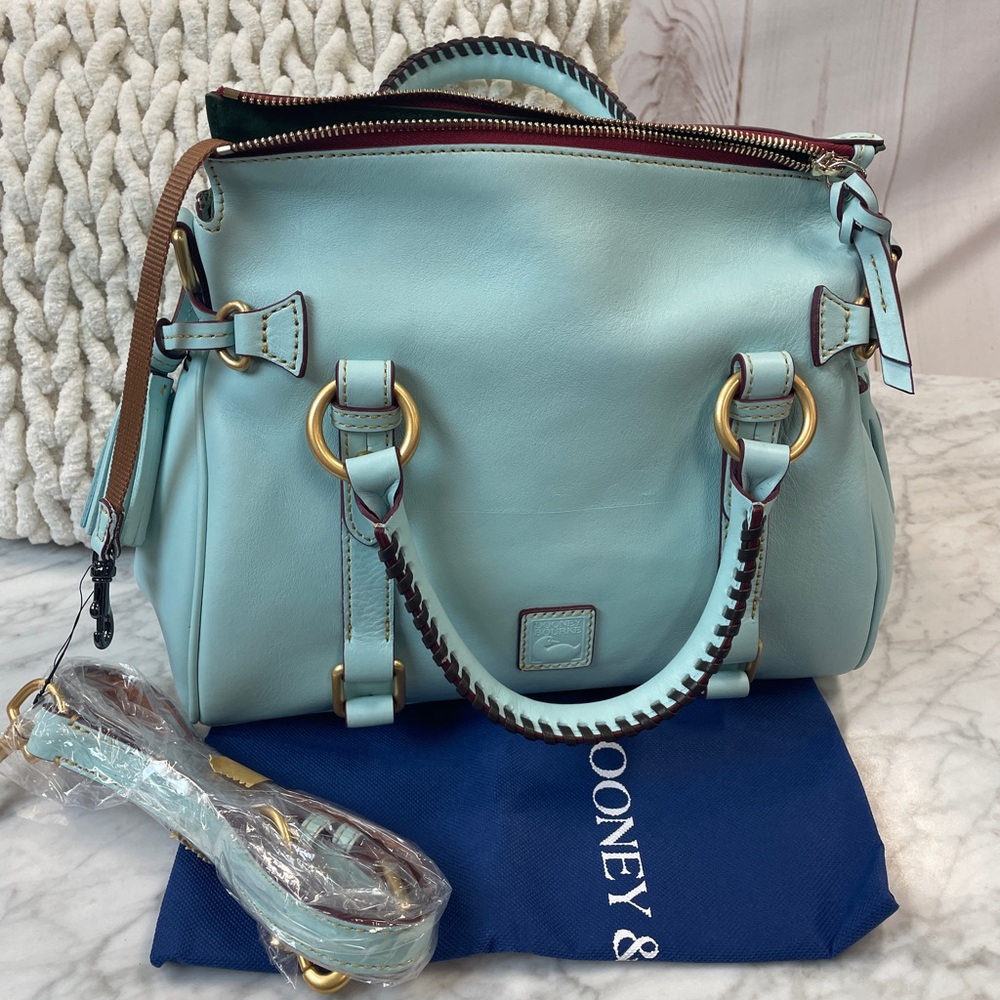 Dooney & Bourke Bag